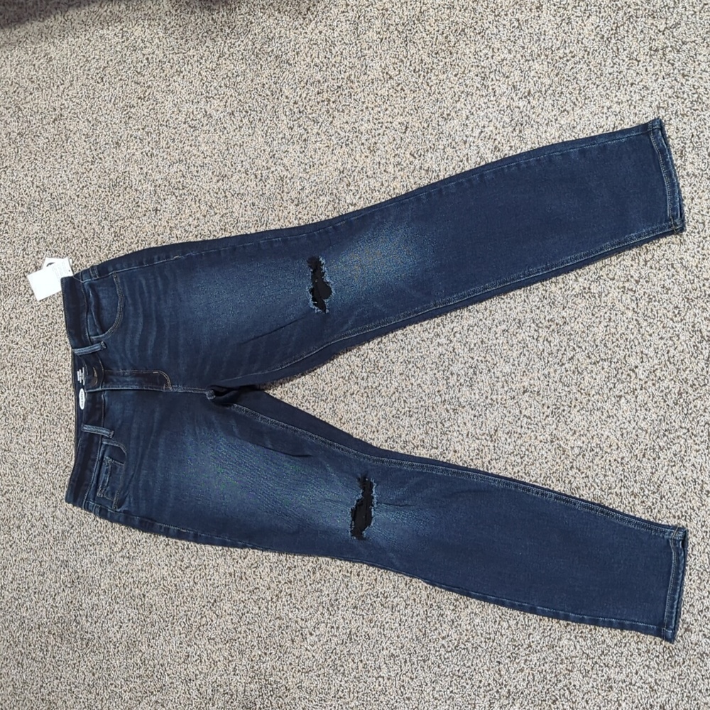 Old Navy Rockstar Super Skinny high rise jeans